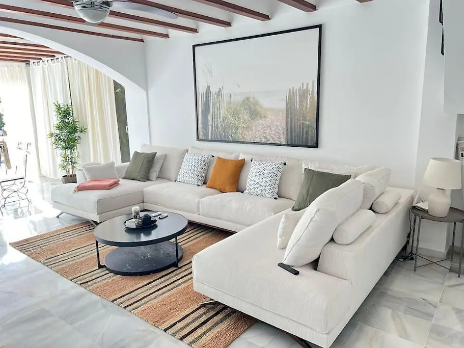 Vila Stylish Spanish 3 Bd Townhouse On The Golden Mile Marbella
