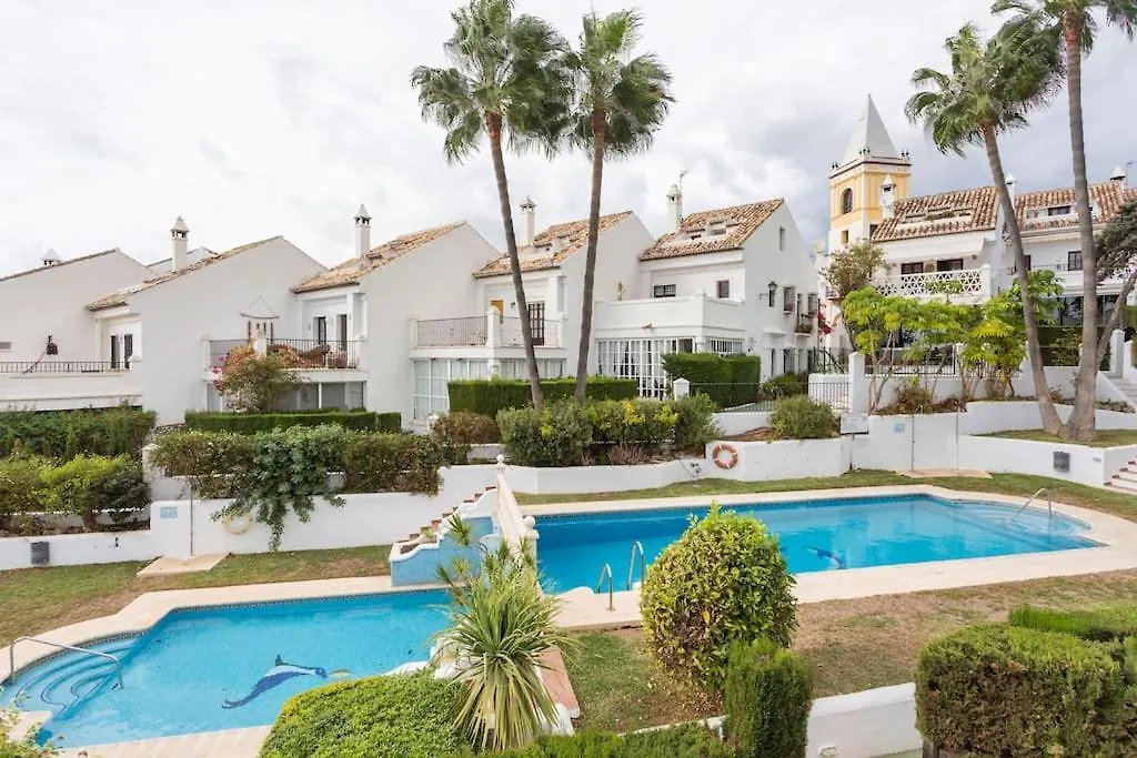 Vila Stylish Spanish 3 Bd Townhouse On The Golden Mile Marbella