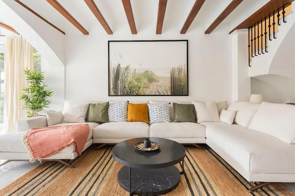 Stylish Spanish 3 Bd Townhouse On The Golden Mile Marbella